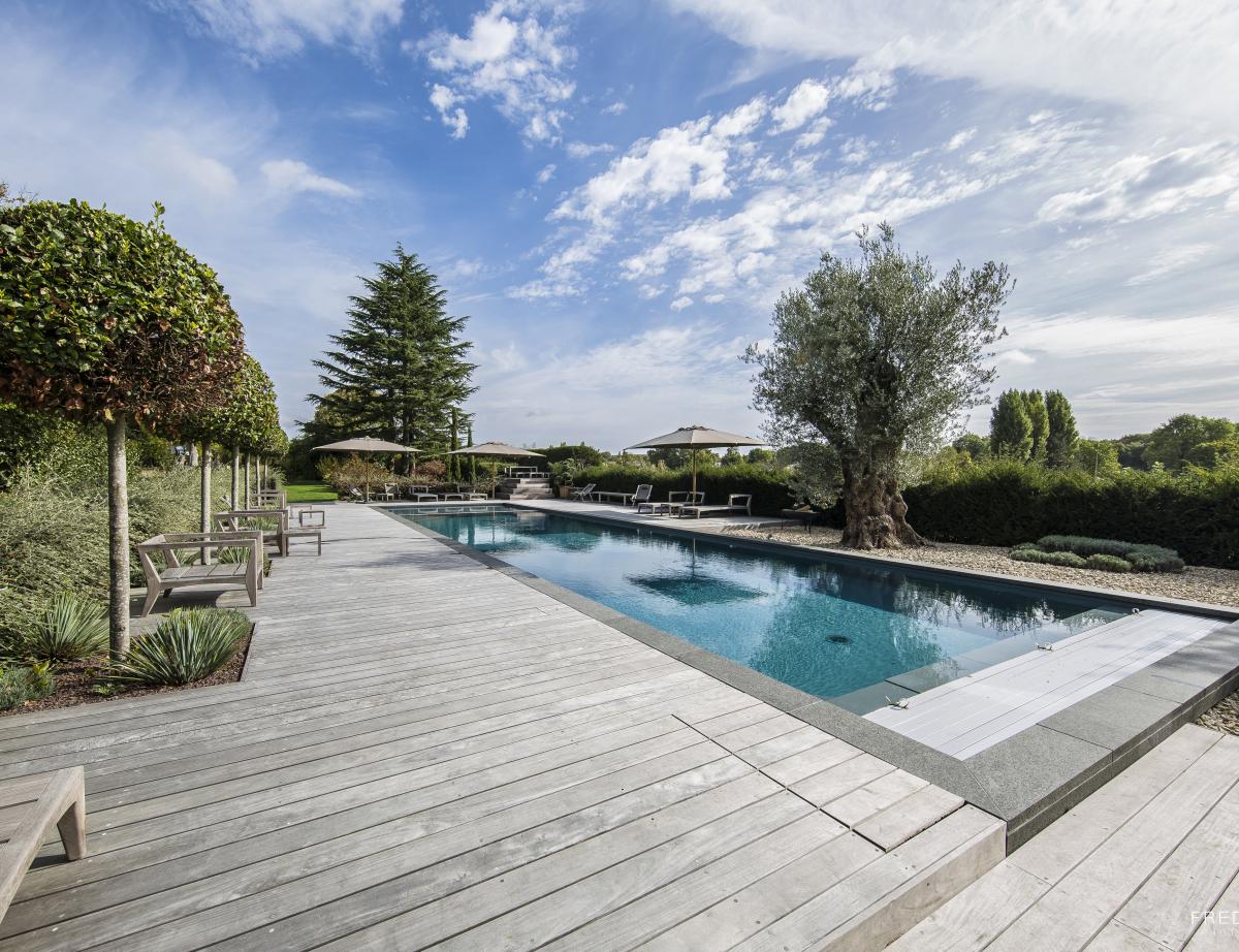 Piscines : un marché très porteur et un manque de main duvre criant